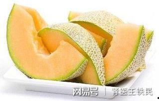今天吃哈密瓜搞笑视频,笑果连连，瓜农变身喜剧大师！
