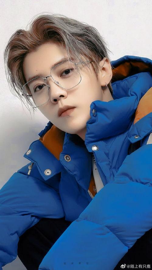 鹿晗官宣吃瓜视频大全,揭秘明星幕后趣事