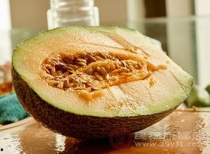 农村小胖吃哈密瓜的视频,哈密瓜甜蜜滋味引众人围观 第3张 农村小胖吃哈密瓜的视频,哈密瓜甜蜜滋味引众人围观 第3张