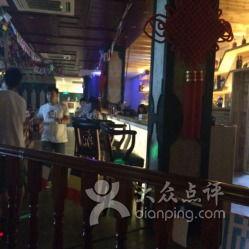 暮色酒吧吃瓜视频免费观看,免费观看独家视频揭秘 第2张 暮色酒吧吃瓜视频免费观看,免费观看独家视频揭秘 第2张