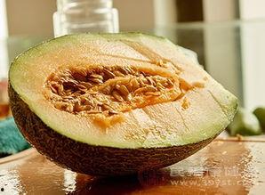 吃馕吃哈密瓜好吗视频,美味绝配的西域风味探索 第3张 吃馕吃哈密瓜好吗视频,美味绝配的西域风味探索 第3张