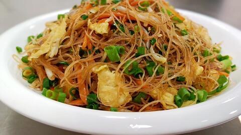 炒米粉视频完整版吃瓜,揭秘地道美食制作过程，吃瓜观众大饱口福  第3张